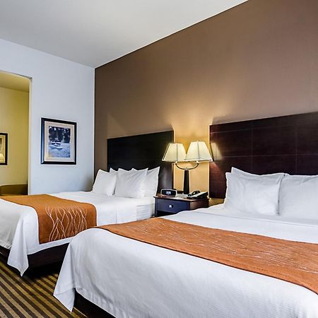 Comfort Inn & Suites Lawrence - University Area Esterno foto