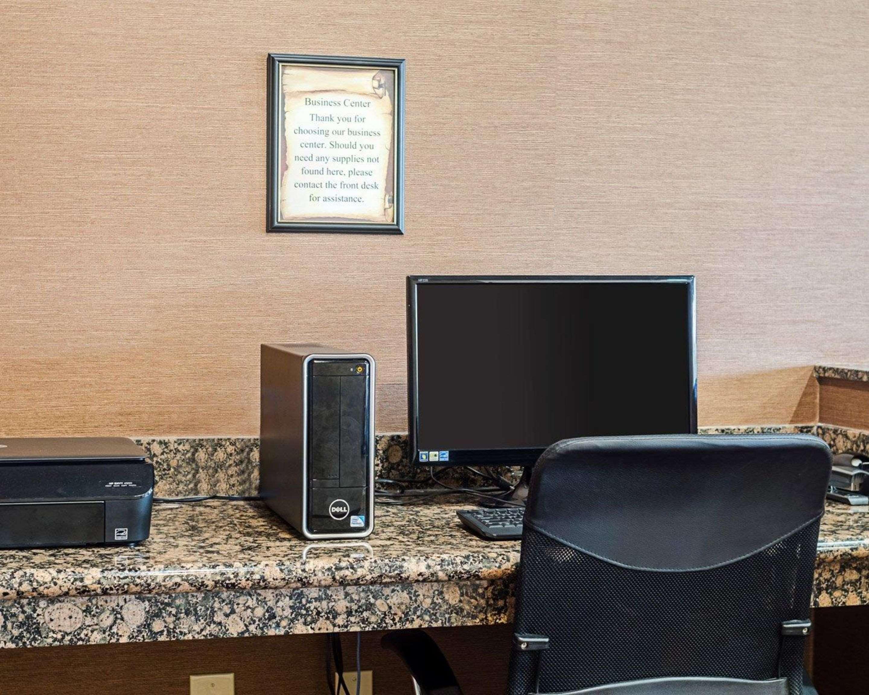 Comfort Inn & Suites Lawrence - University Area Esterno foto