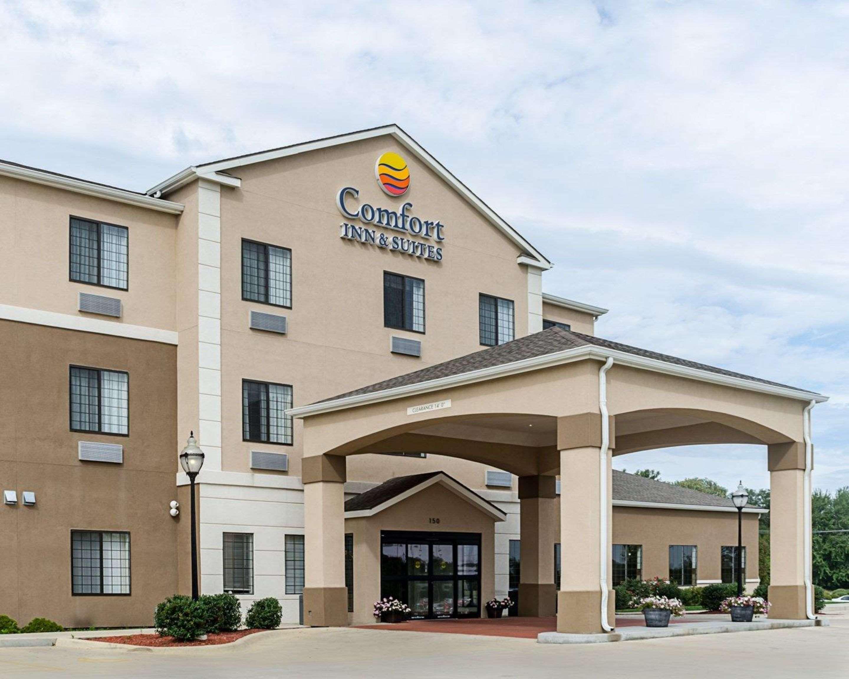 Comfort Inn & Suites Lawrence - University Area Esterno foto