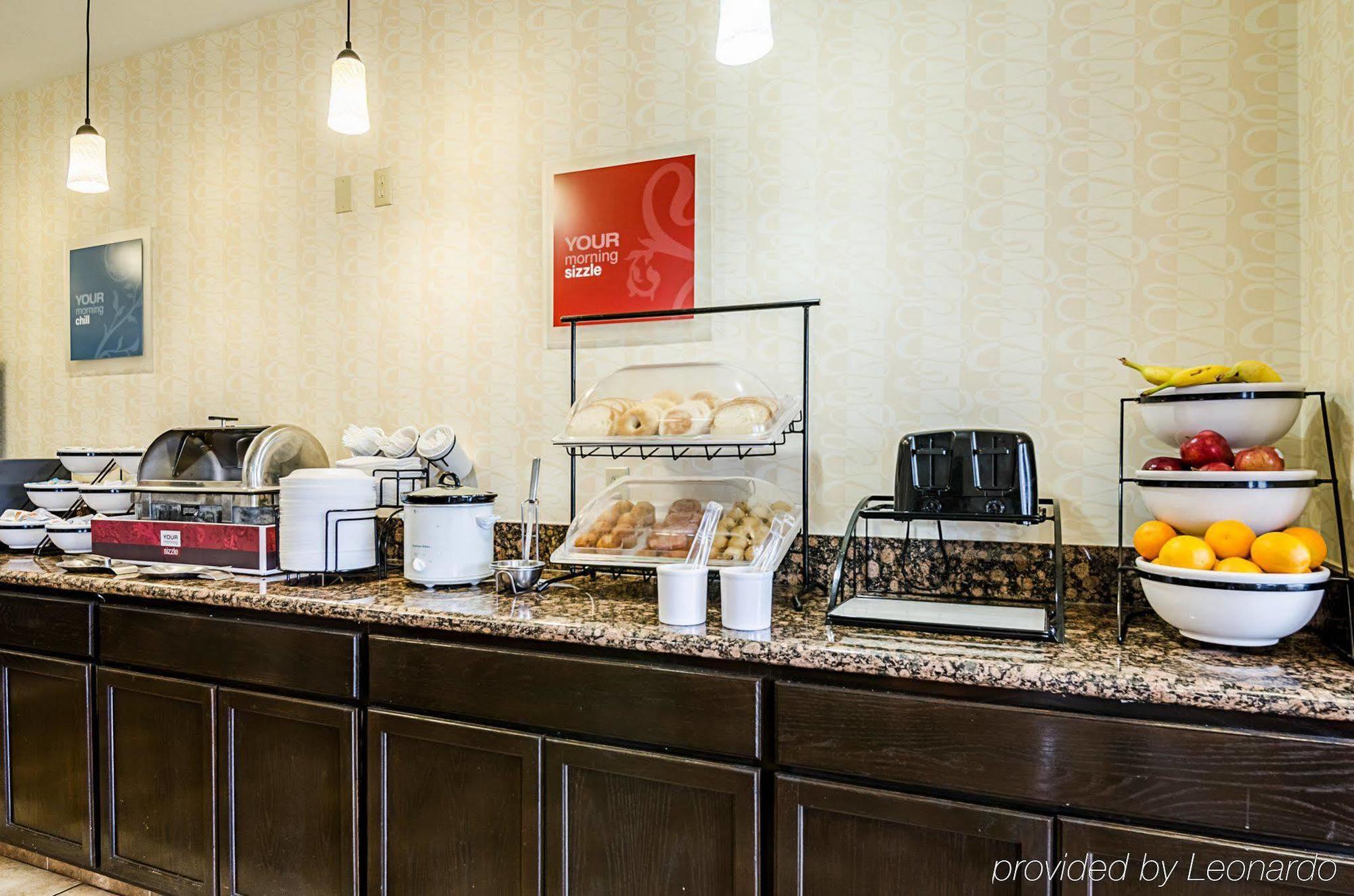 Comfort Inn & Suites Lawrence - University Area Esterno foto