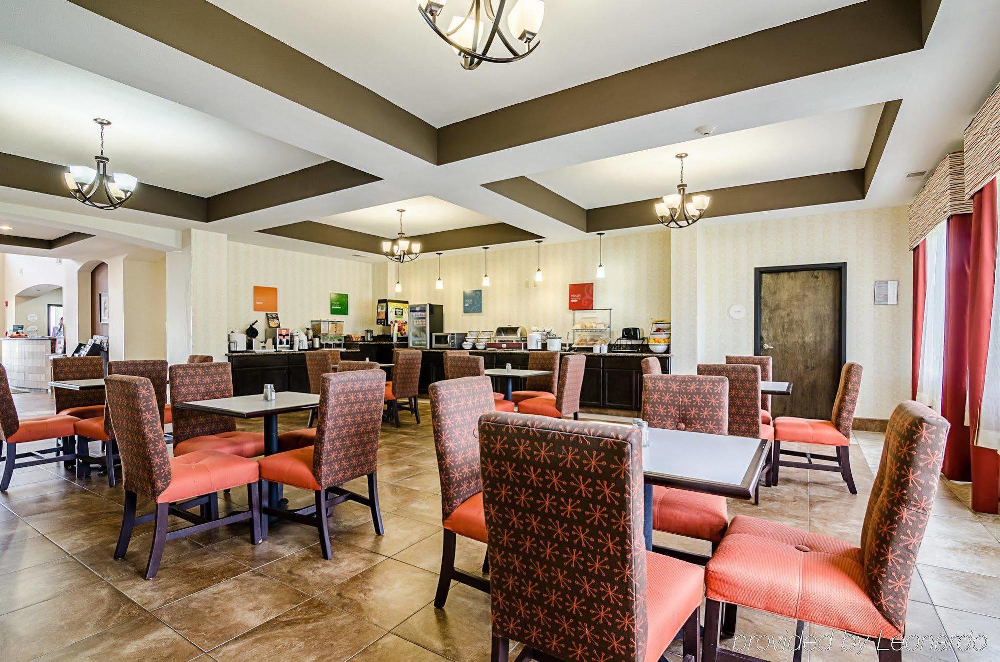 Comfort Inn & Suites Lawrence - University Area Esterno foto