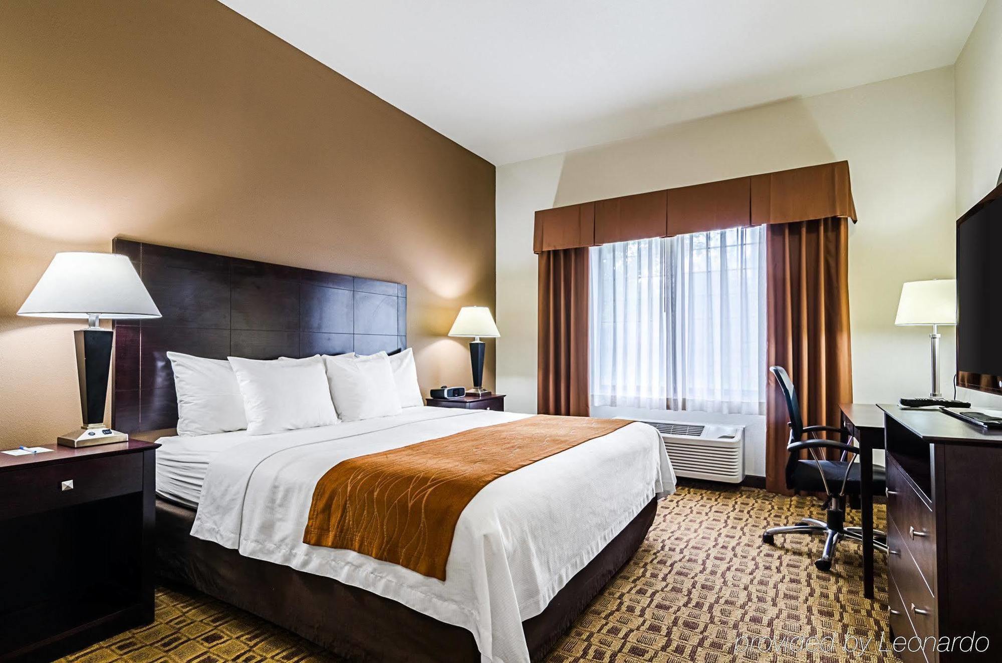 Comfort Inn & Suites Lawrence - University Area Esterno foto
