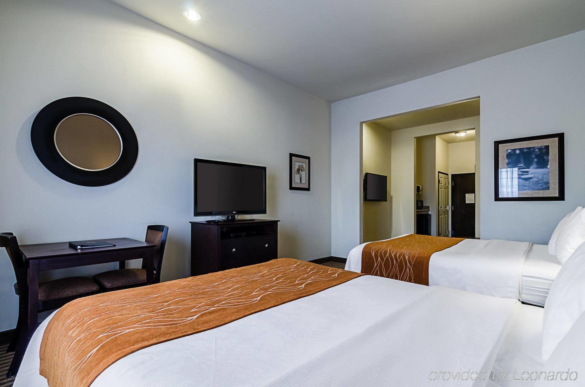 Comfort Inn & Suites Lawrence - University Area Esterno foto